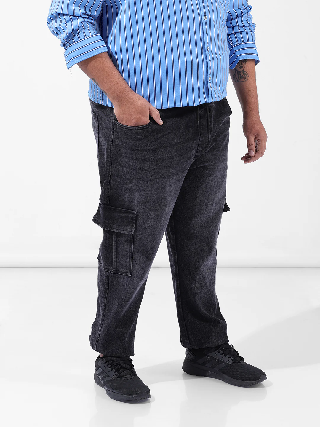 Men's Grey Regular Fit Casual Jeans - Image 3