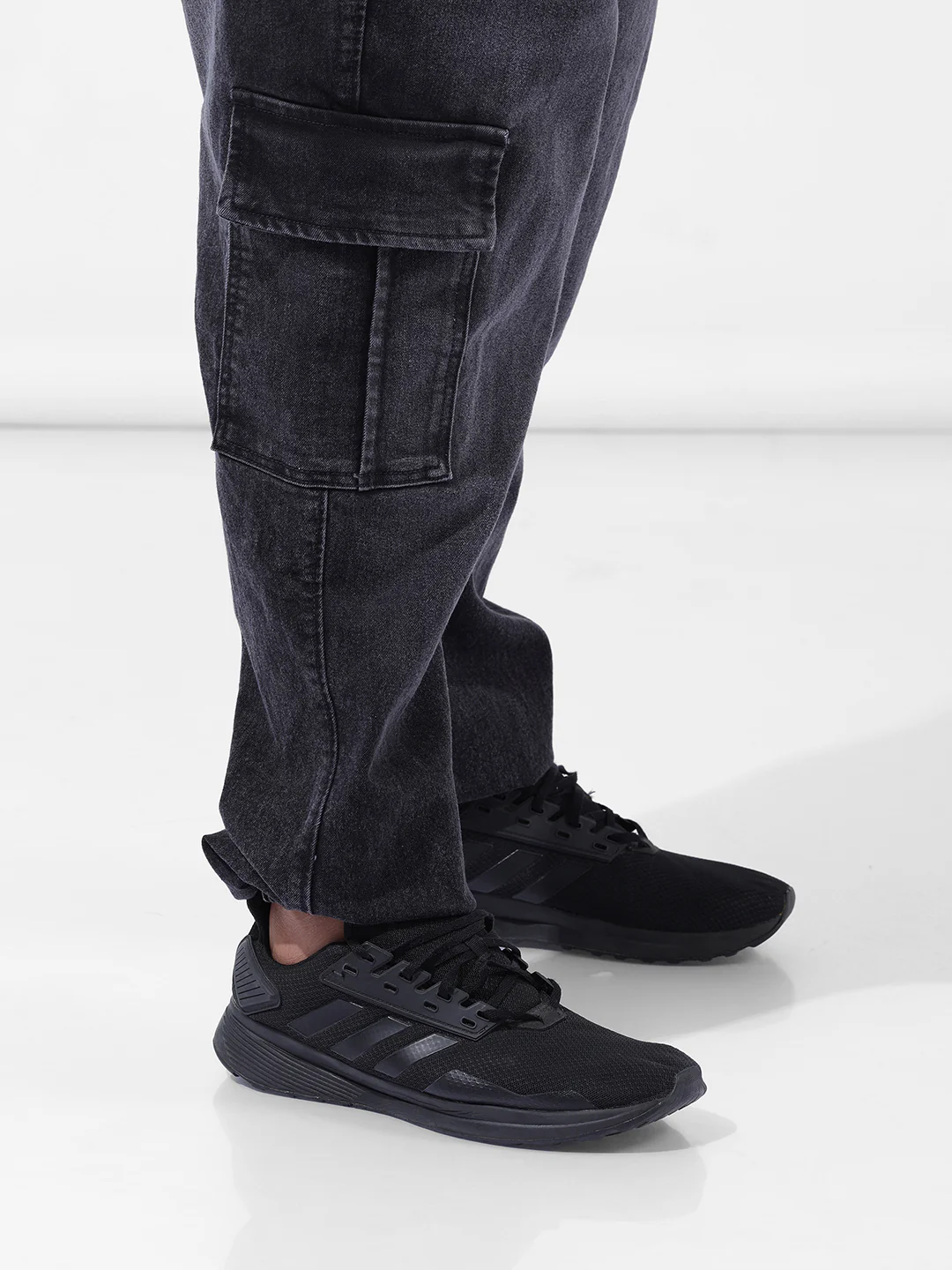 Men's Grey Regular Fit Casual Jeans - Image 6