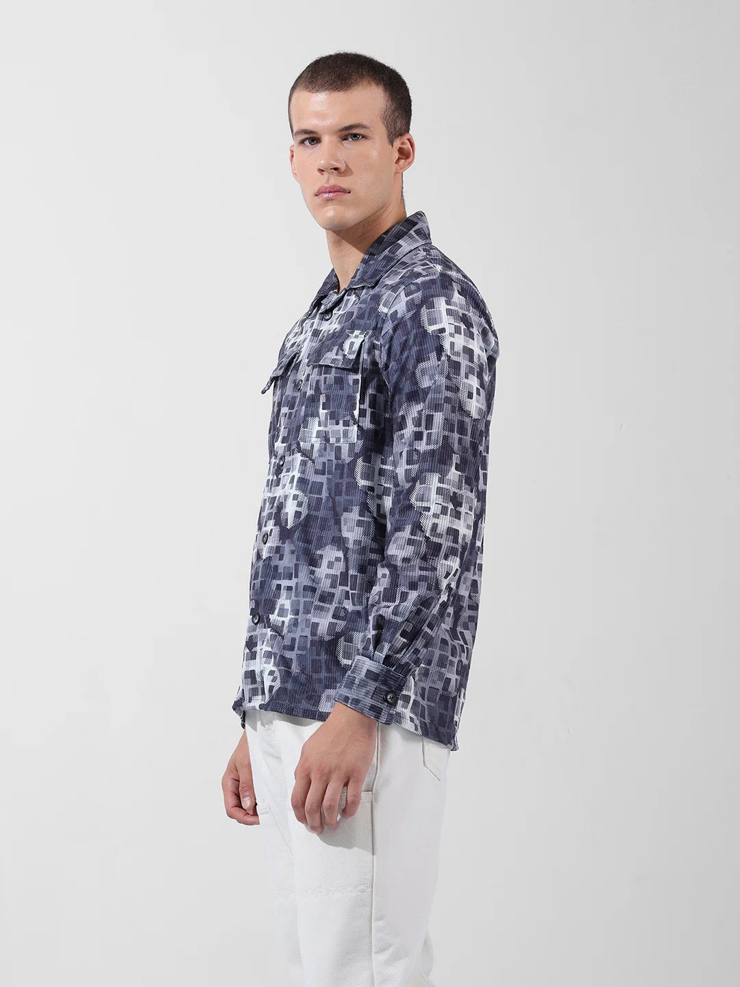 Men's Grey Regular Fit Geometric Print Casual Shirt - Image 4