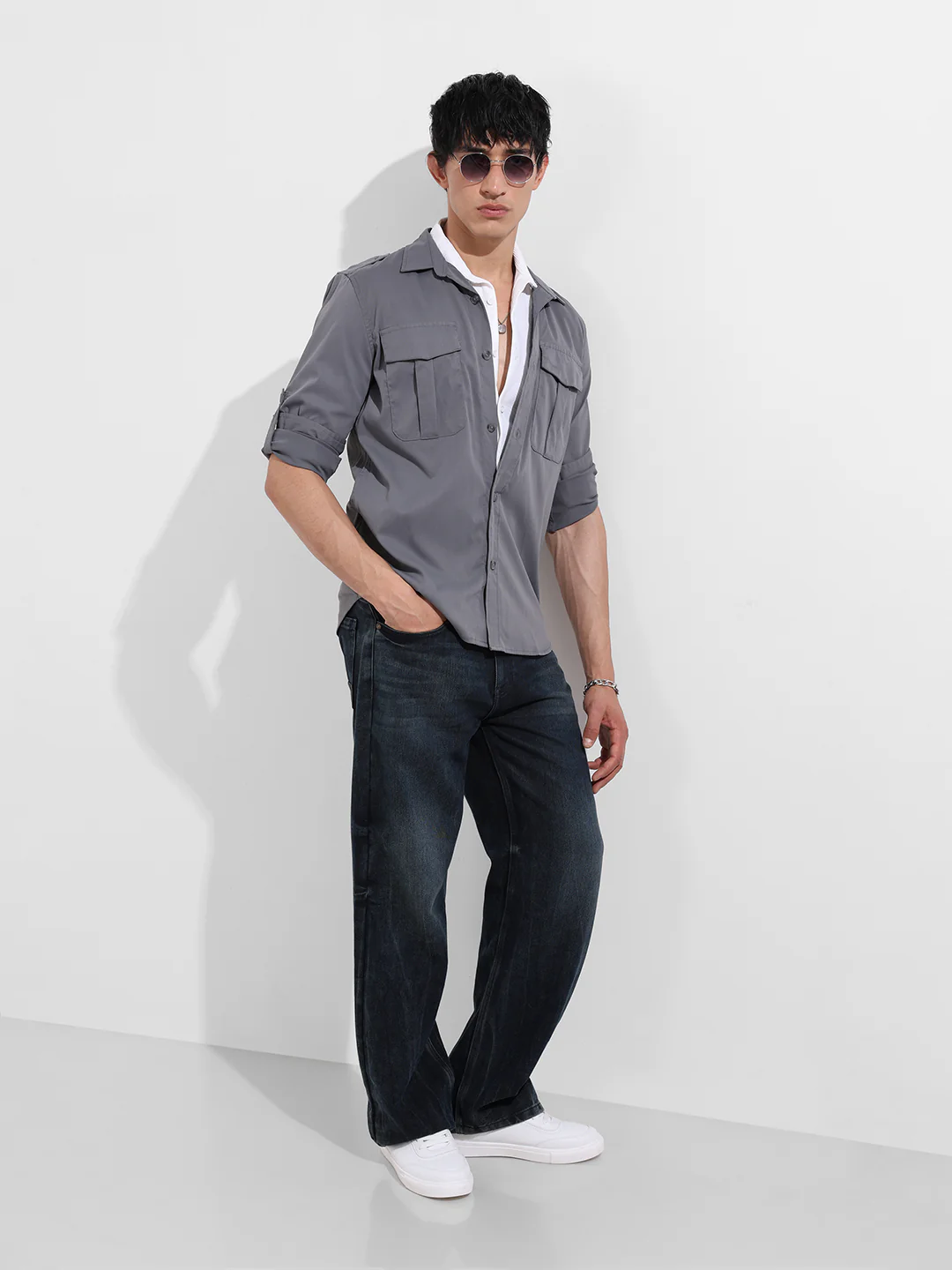 Men's Grey Regular Fit Solid Street Wear Shirt - Image 2