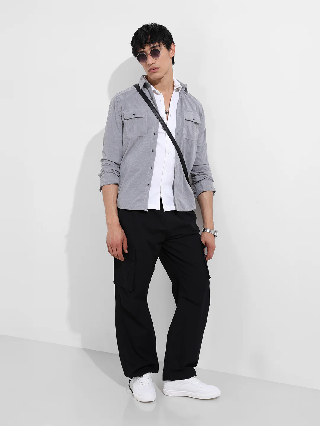 Men's Grey Regular Fit Solid Casual Shirt - Image 2