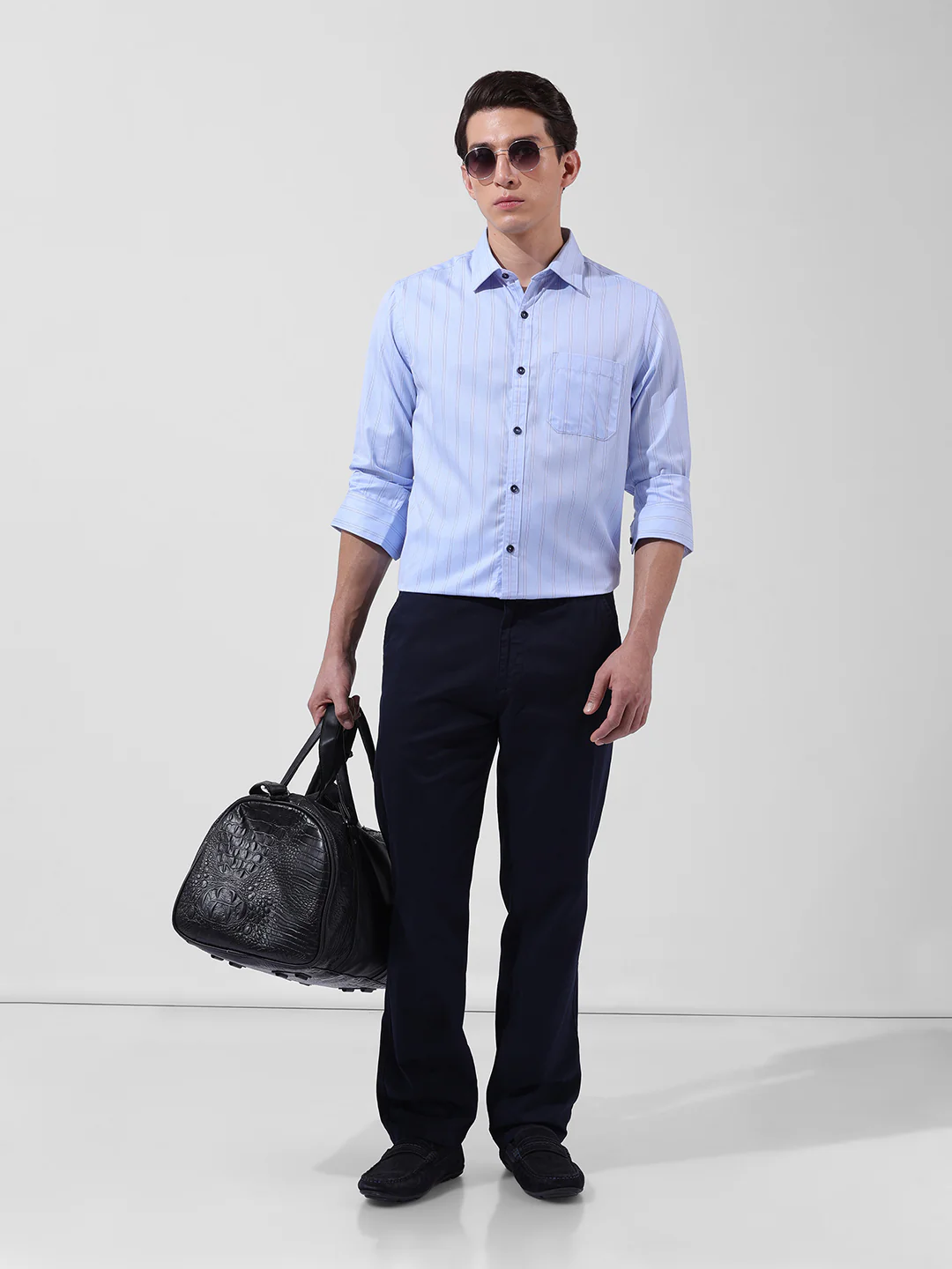 Men's Navy Blue Regular Fit Solid Casual Chinos - Image 5