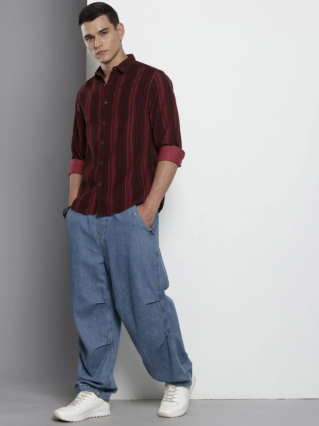 Men's Maroon Regular Fit Printed Casual Shirt - Image 4