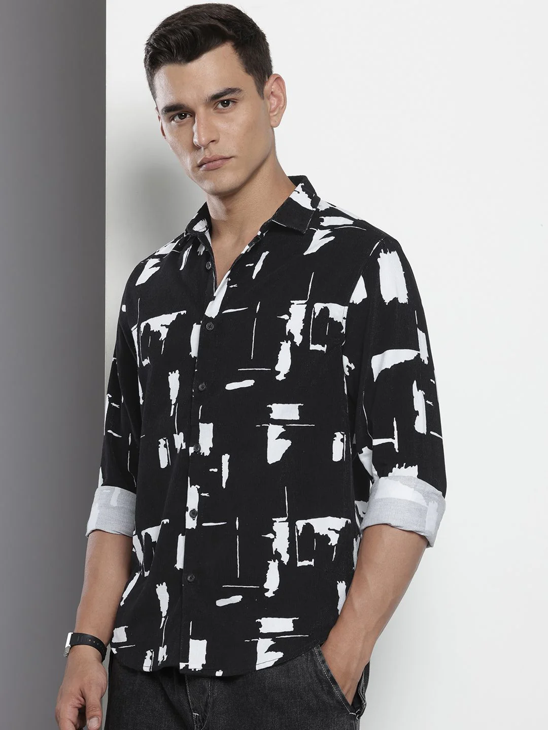 Men's Black Regular Fit Printed Casual Shirt - Image 2