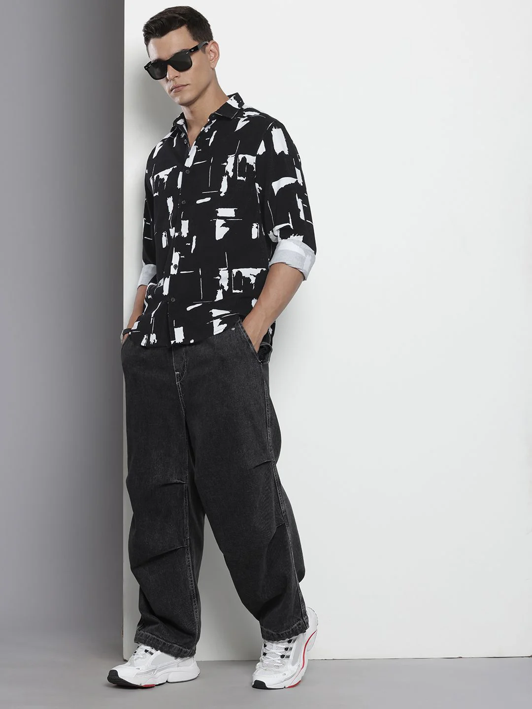 Men's Black Regular Fit Printed Casual Shirt - Image 5