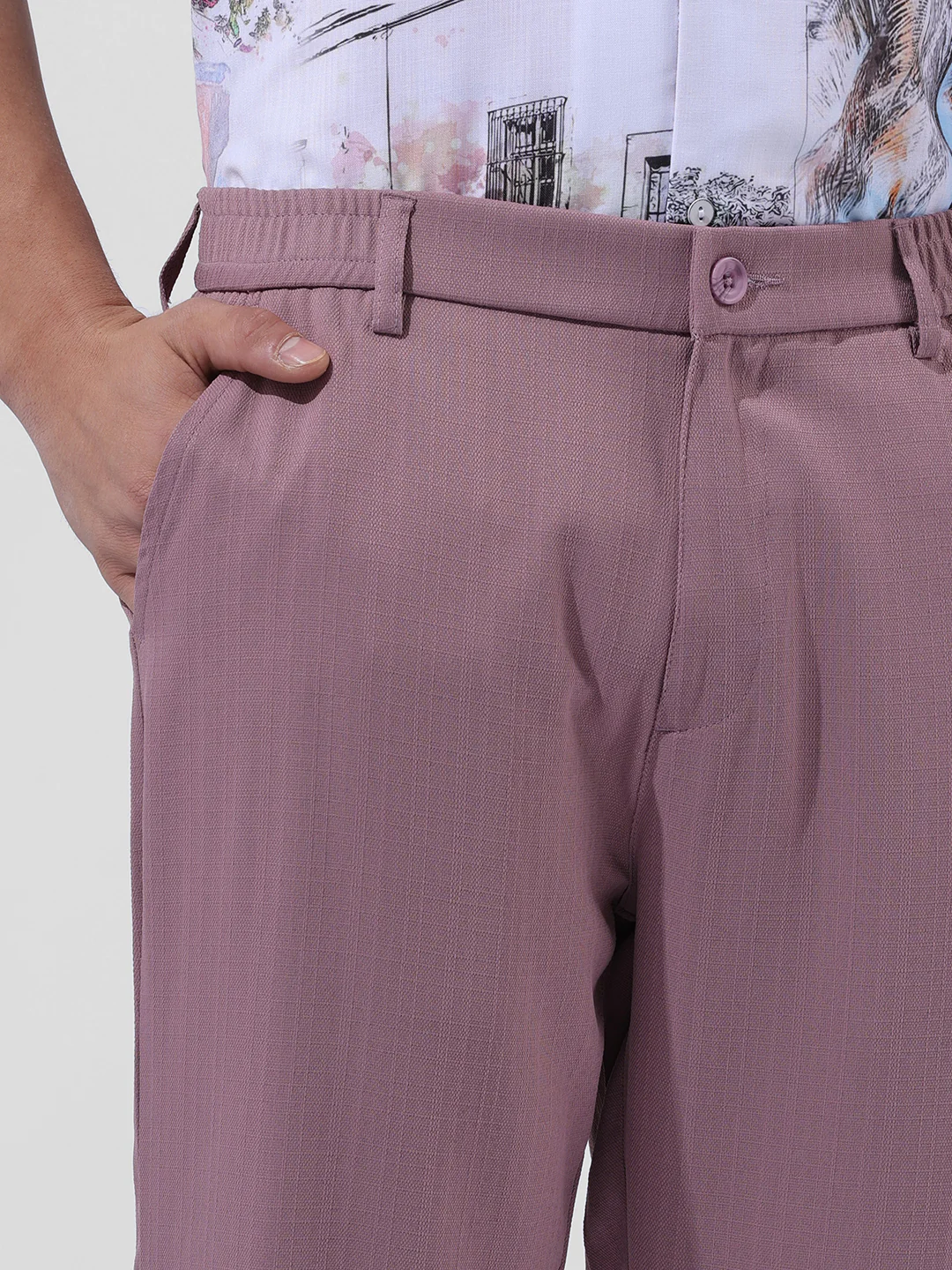 Men's Mauve Regular Fit Solid Casual Trouser - Image 4