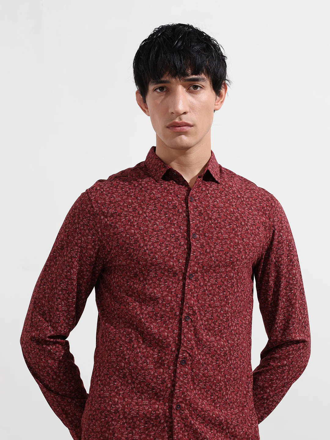 Men's Red Regular Fit Floral Printed Floral Shirt - Image 3