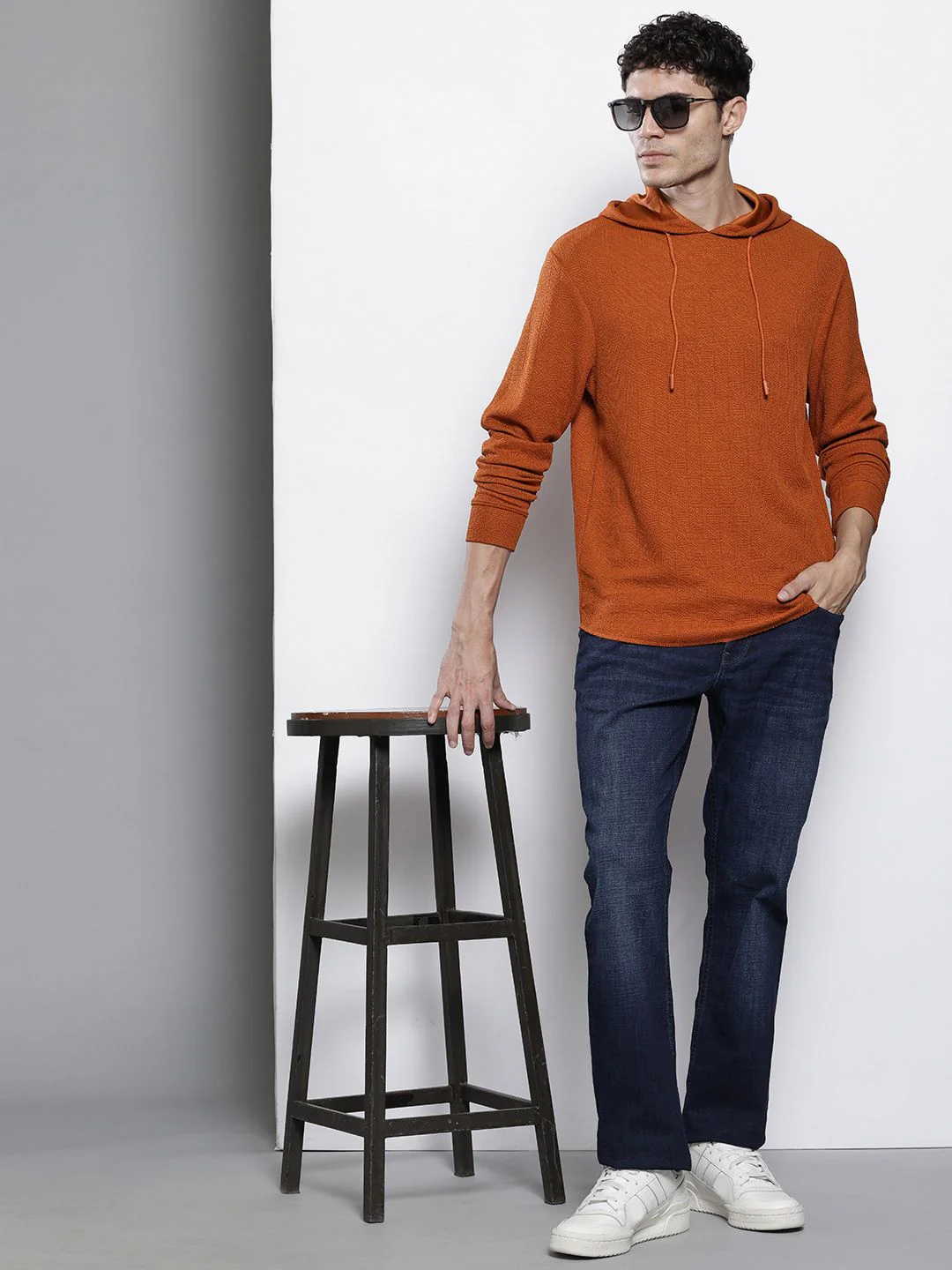 Men's Warm Amber Regular Fit Textured Casual T-Shirt - Image 5