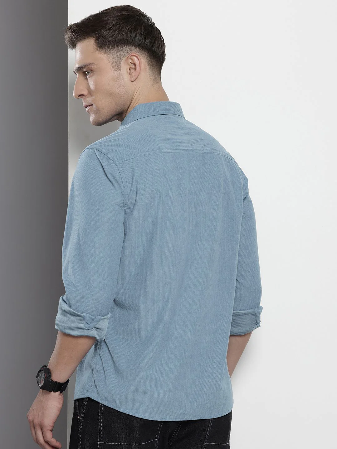Men's Blue Regular Fit Solid Casual Shirt - Image 4