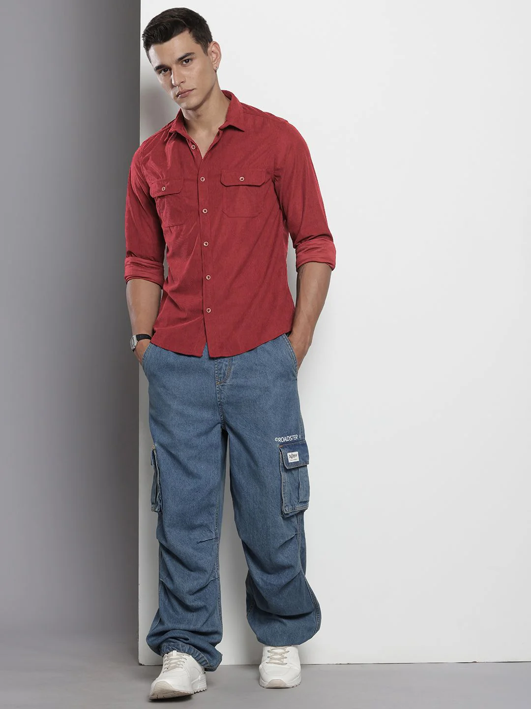 Men's Red Regular Fit Solid Casual Shirt - Image 5