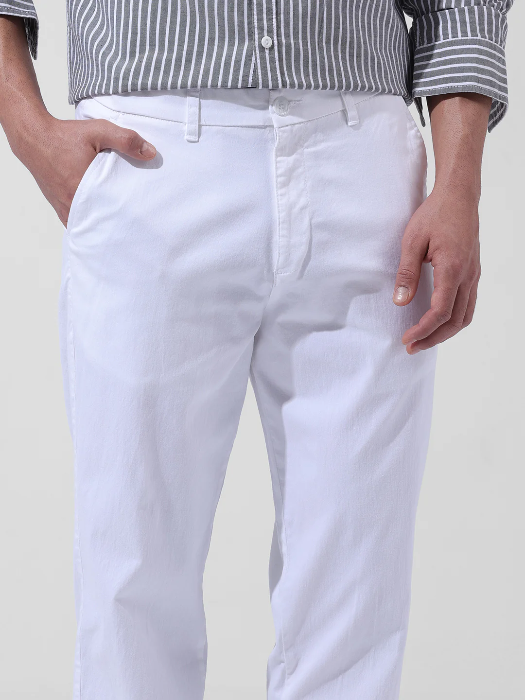 Men's White Regular Fit Solid Casual Chinos - Image 4