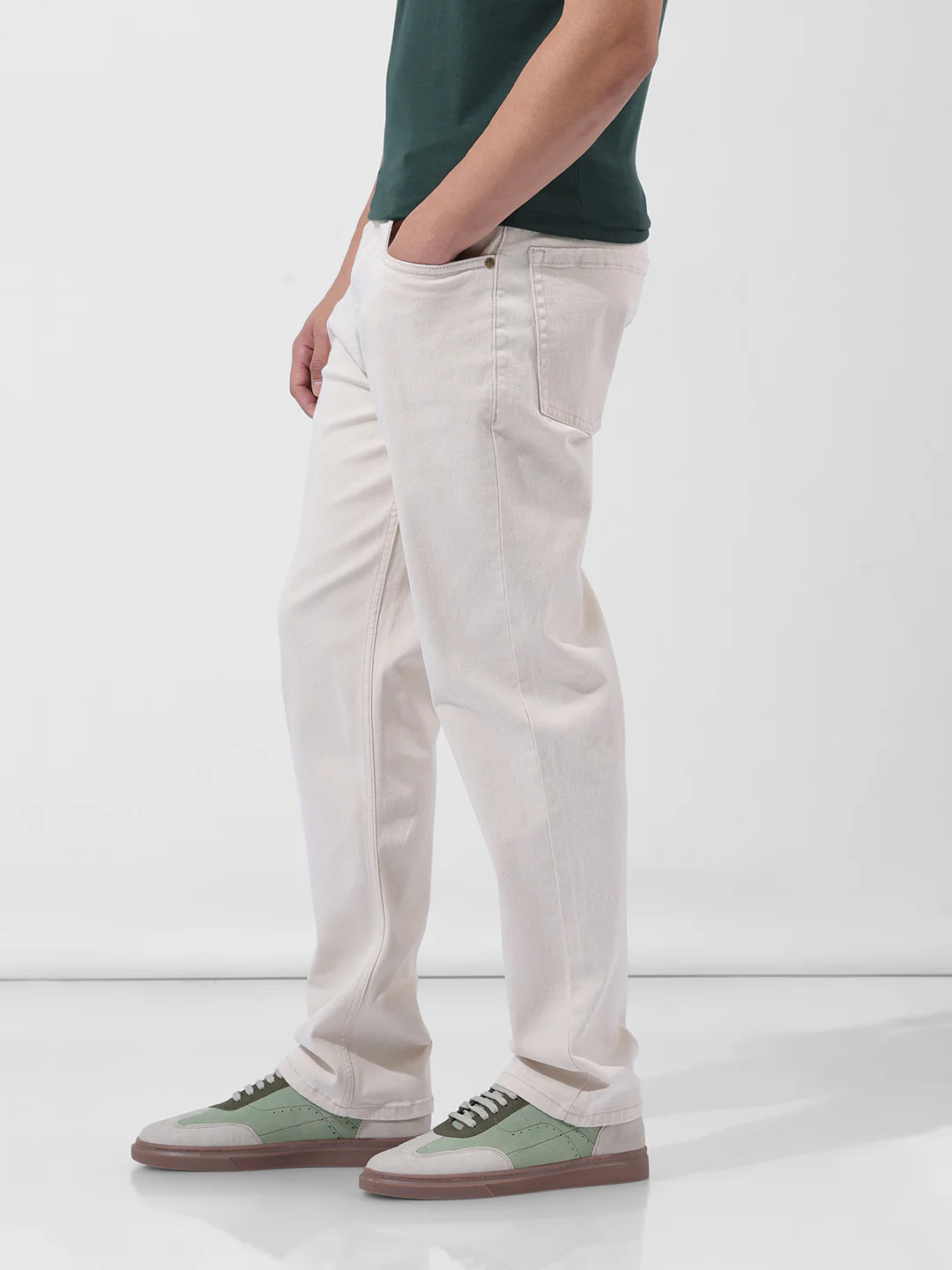 Men's Off White Regular Fit Casual Jeans - Image 2