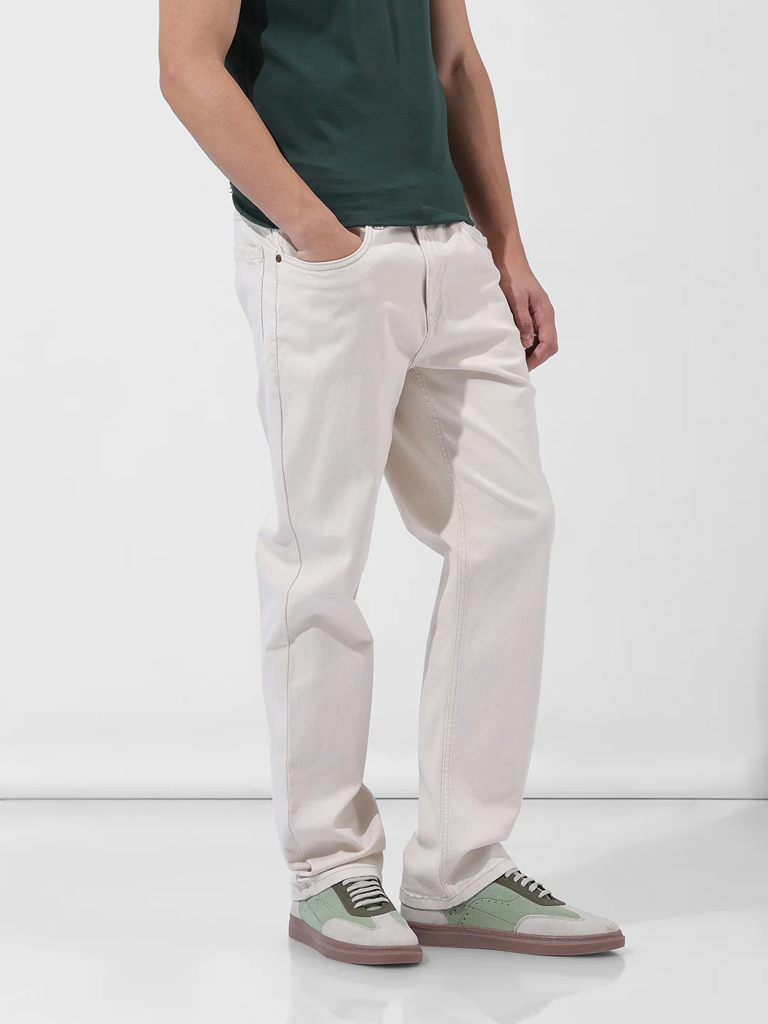 Men's Off White Regular Fit Casual Jeans - Image 3