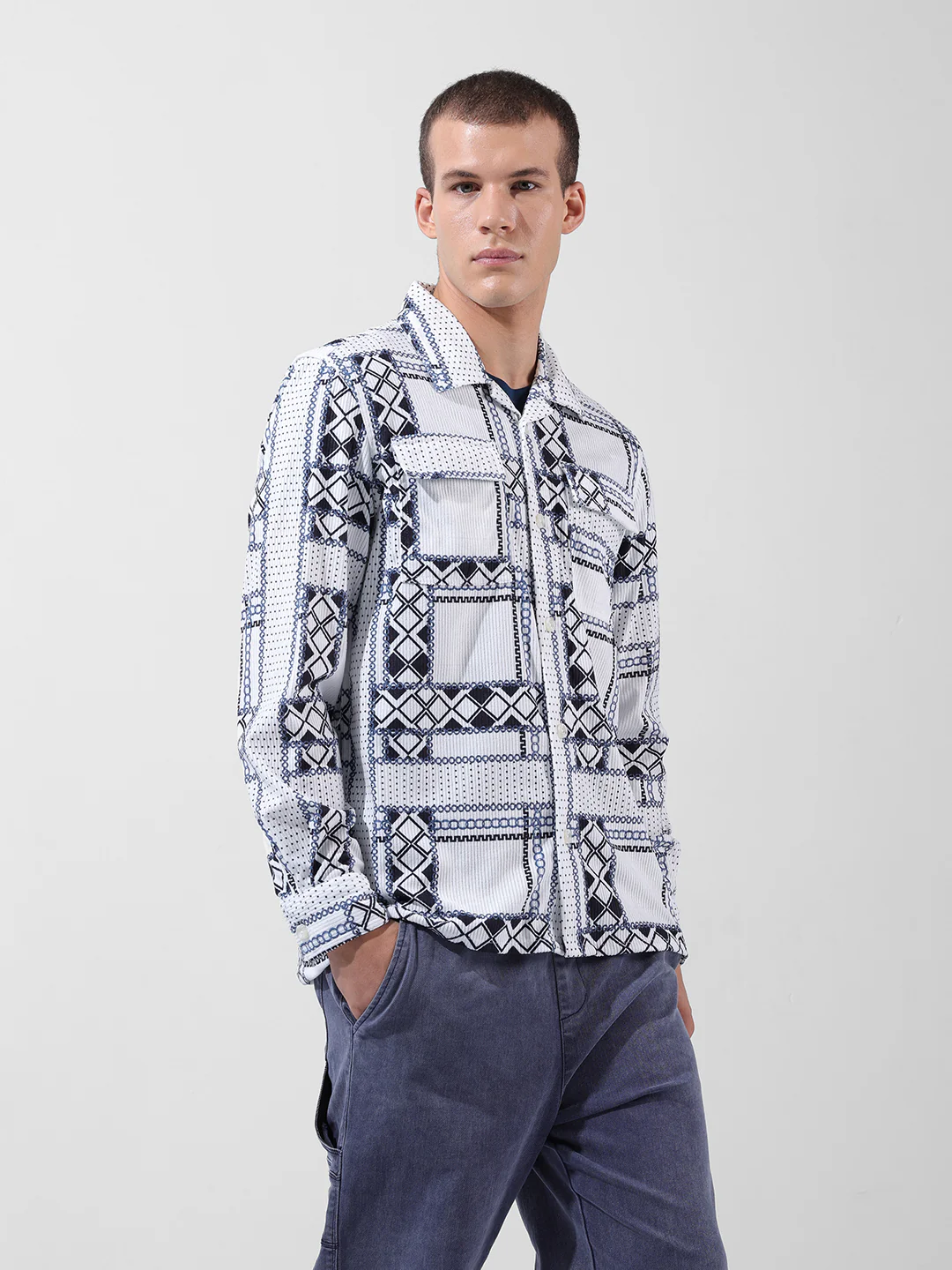 Men's White Regular Fit Printed Casual Shirt - Image 2
