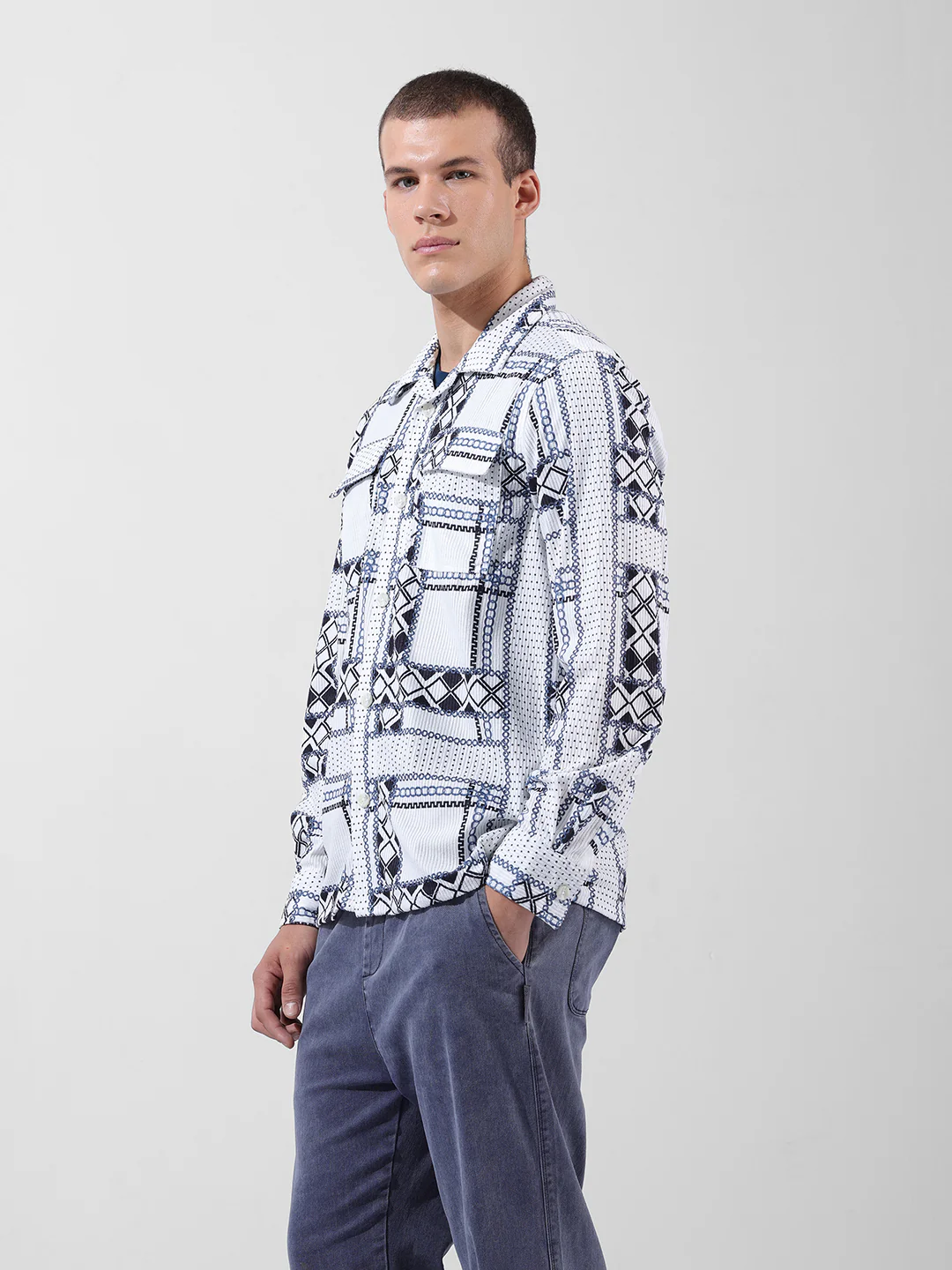 Men's White Regular Fit Printed Casual Shirt - Image 4