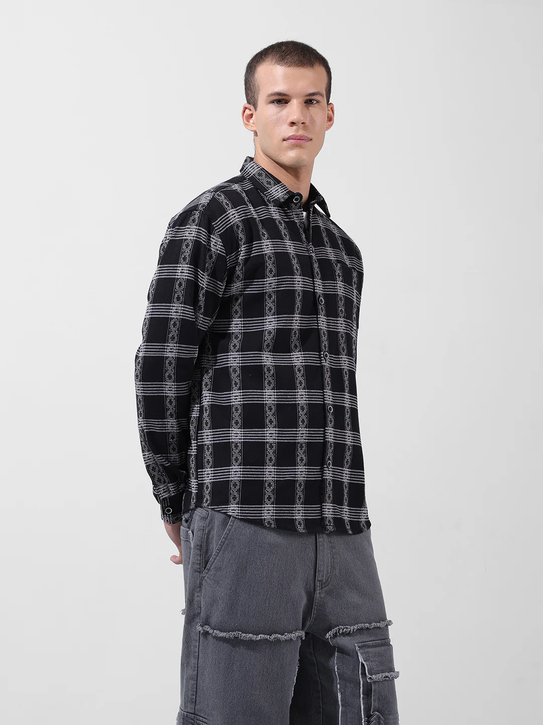 Men's Black Relaxed Fit Checked Casual Shirt - Image 3