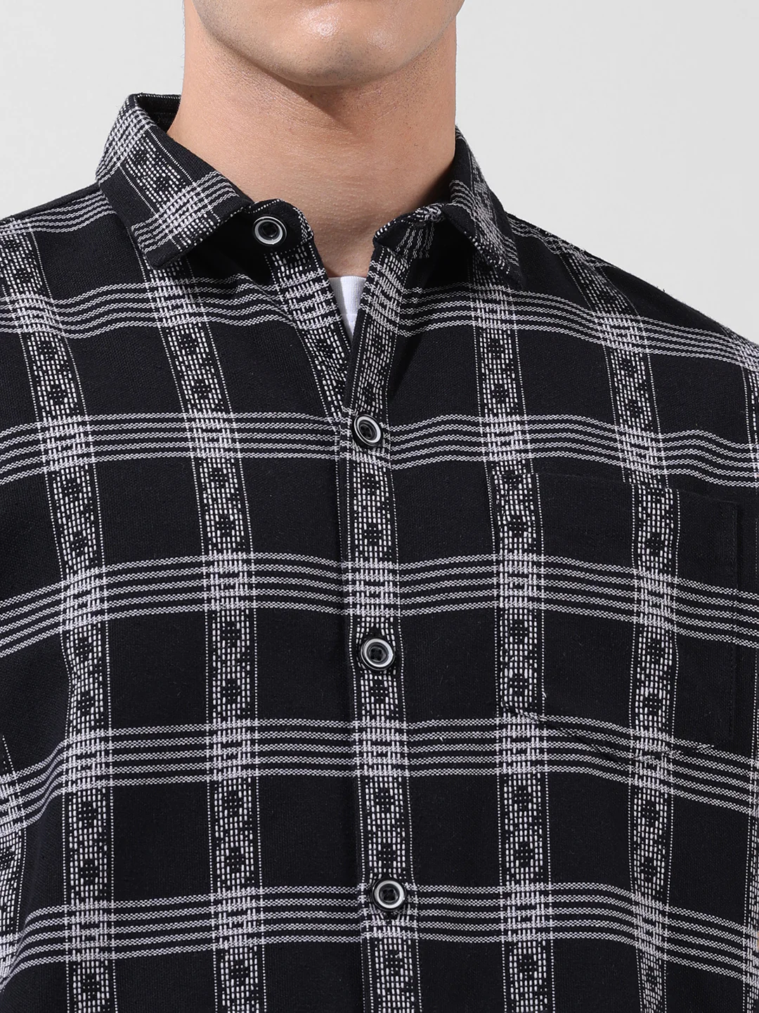 Men's Black Relaxed Fit Checked Casual Shirt - Image 7
