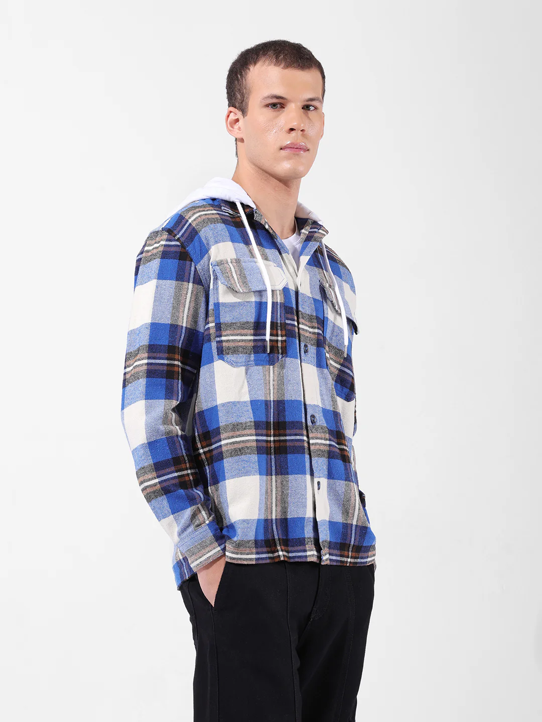 Men's Blue Relaxed Fit Checkered Casual Shirt - Image 3