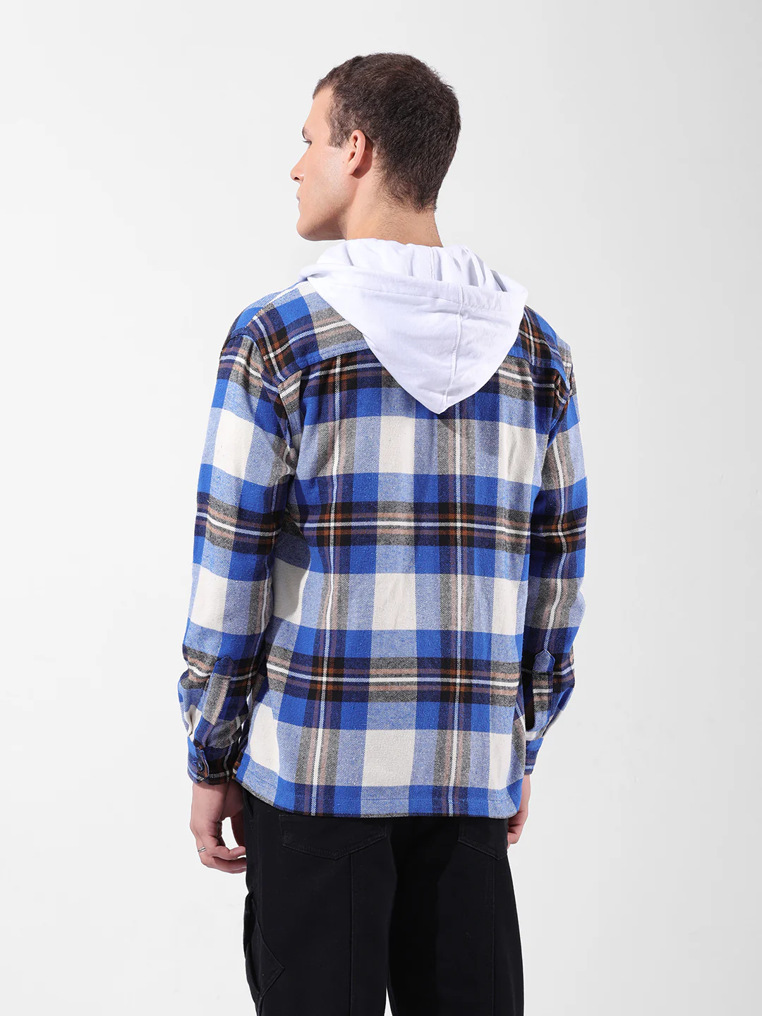 Men's Blue Relaxed Fit Checkered Casual Shirt - Image 4