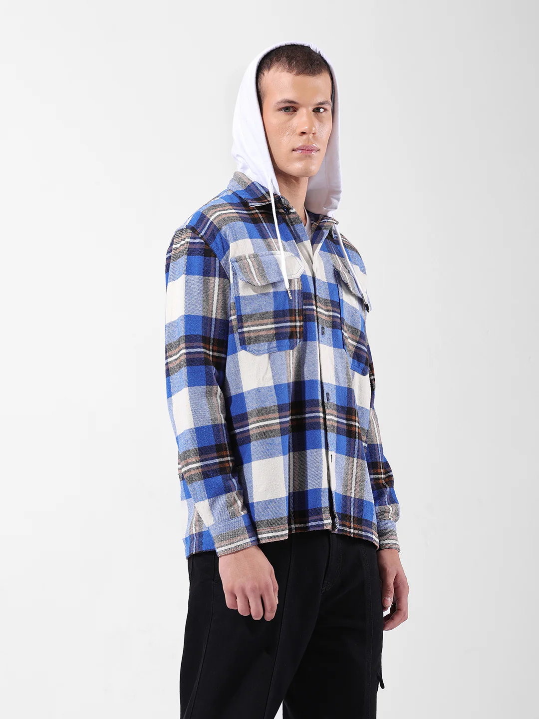 Men's Blue Relaxed Fit Checkered Casual Shirt - Image 7