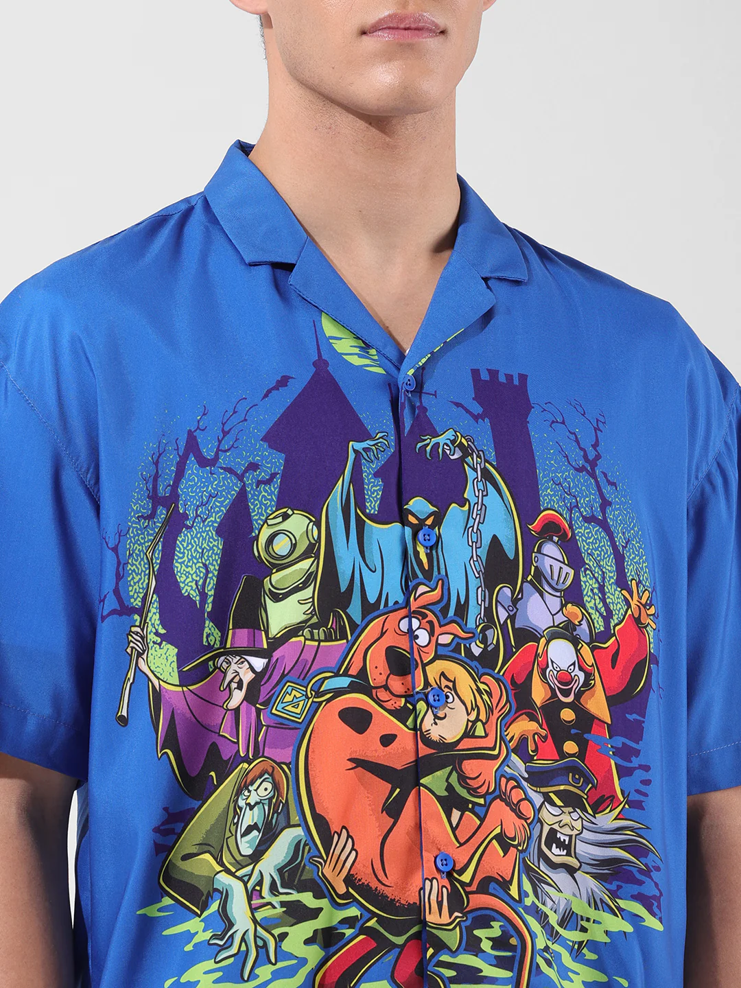 Men's Blue Relaxed Fit Character Printed Shirt - Image 5