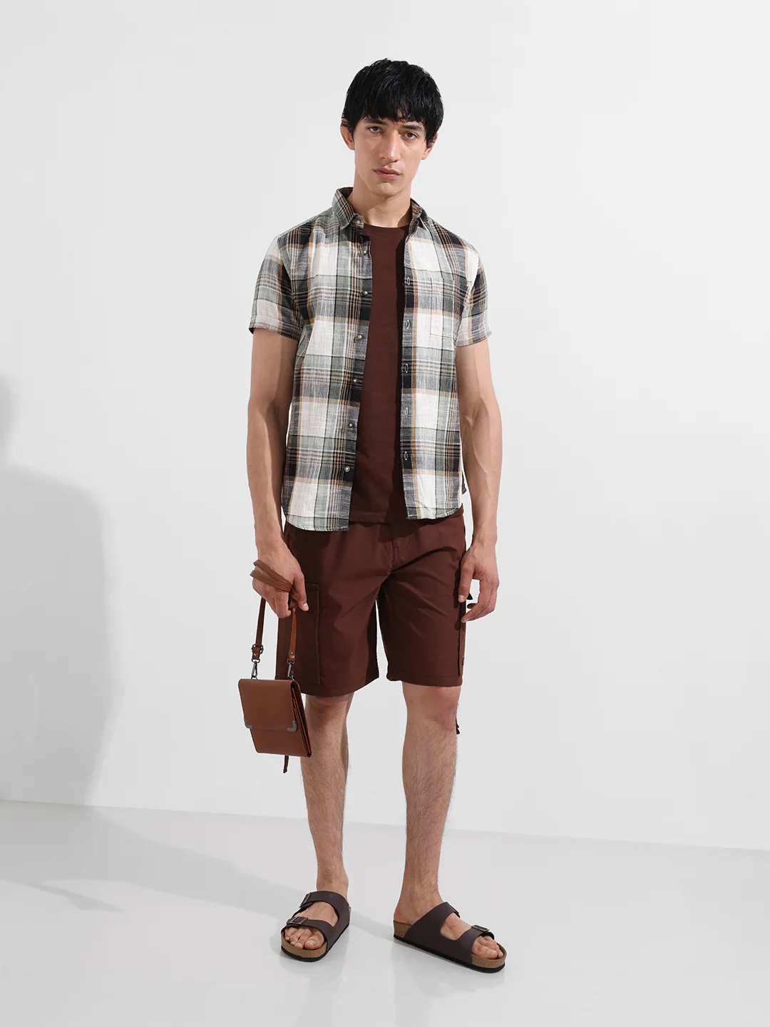 Men's Sepia Relaxed Fit Textured Utility Shorts - Image 2