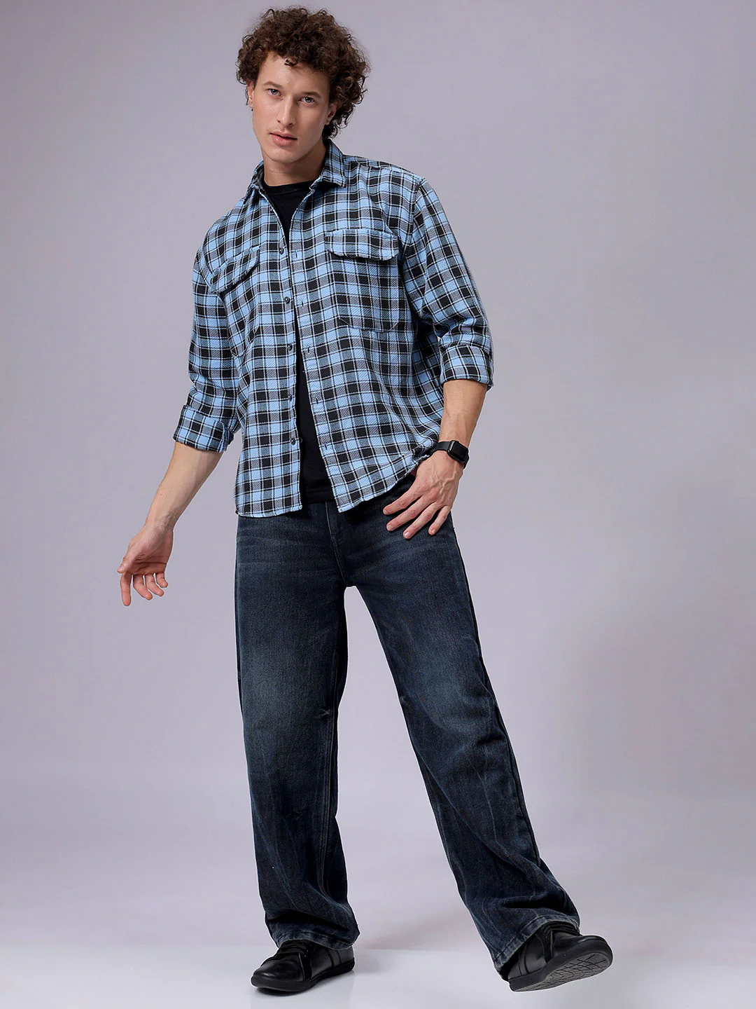 Men's Blue Relaxed Fit Checkered Casual Shirt - Image 3