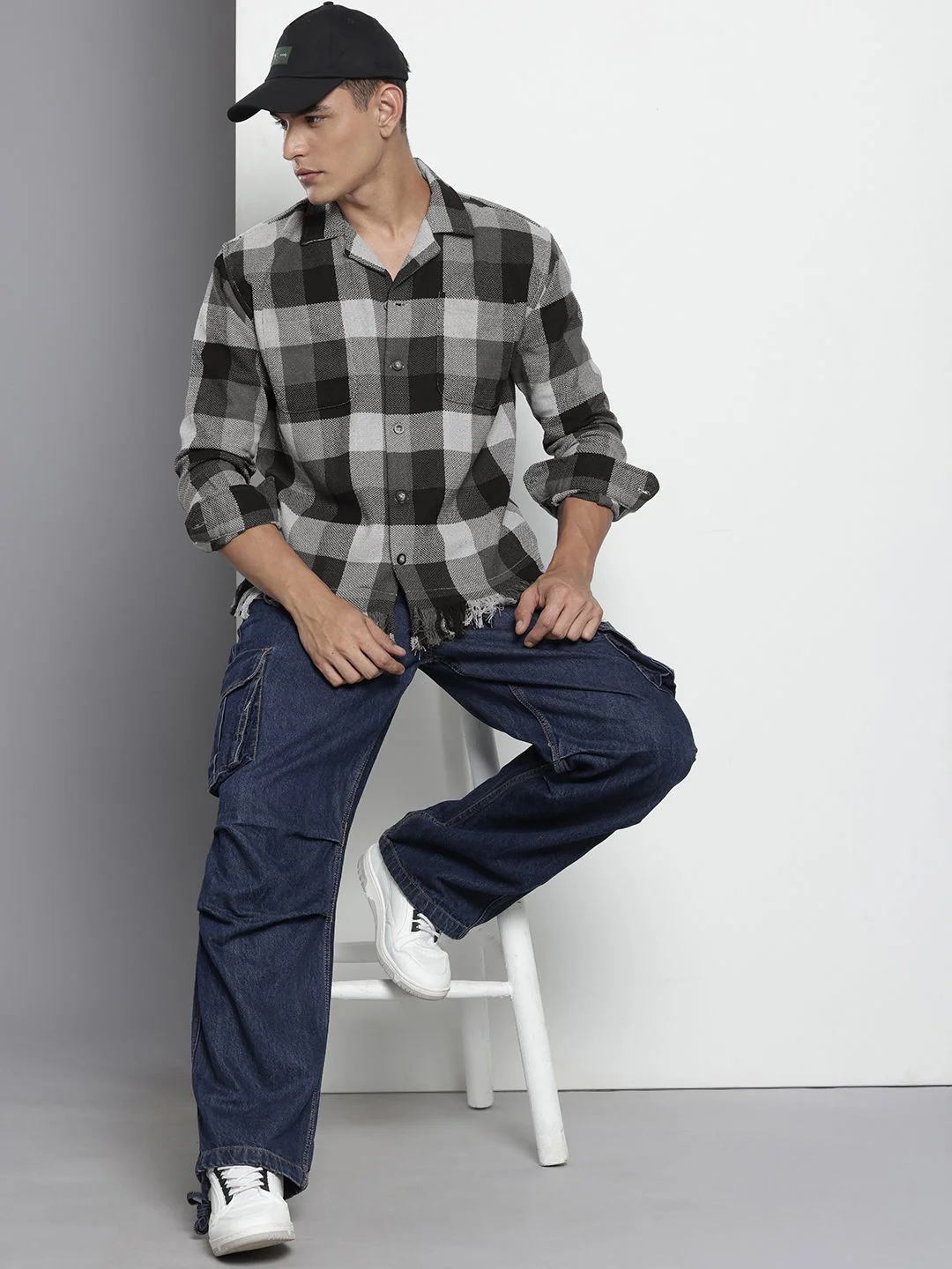 Men's Grey Melange Relaxed Fit Checkered Bohemian Printed Shirt - Image 4