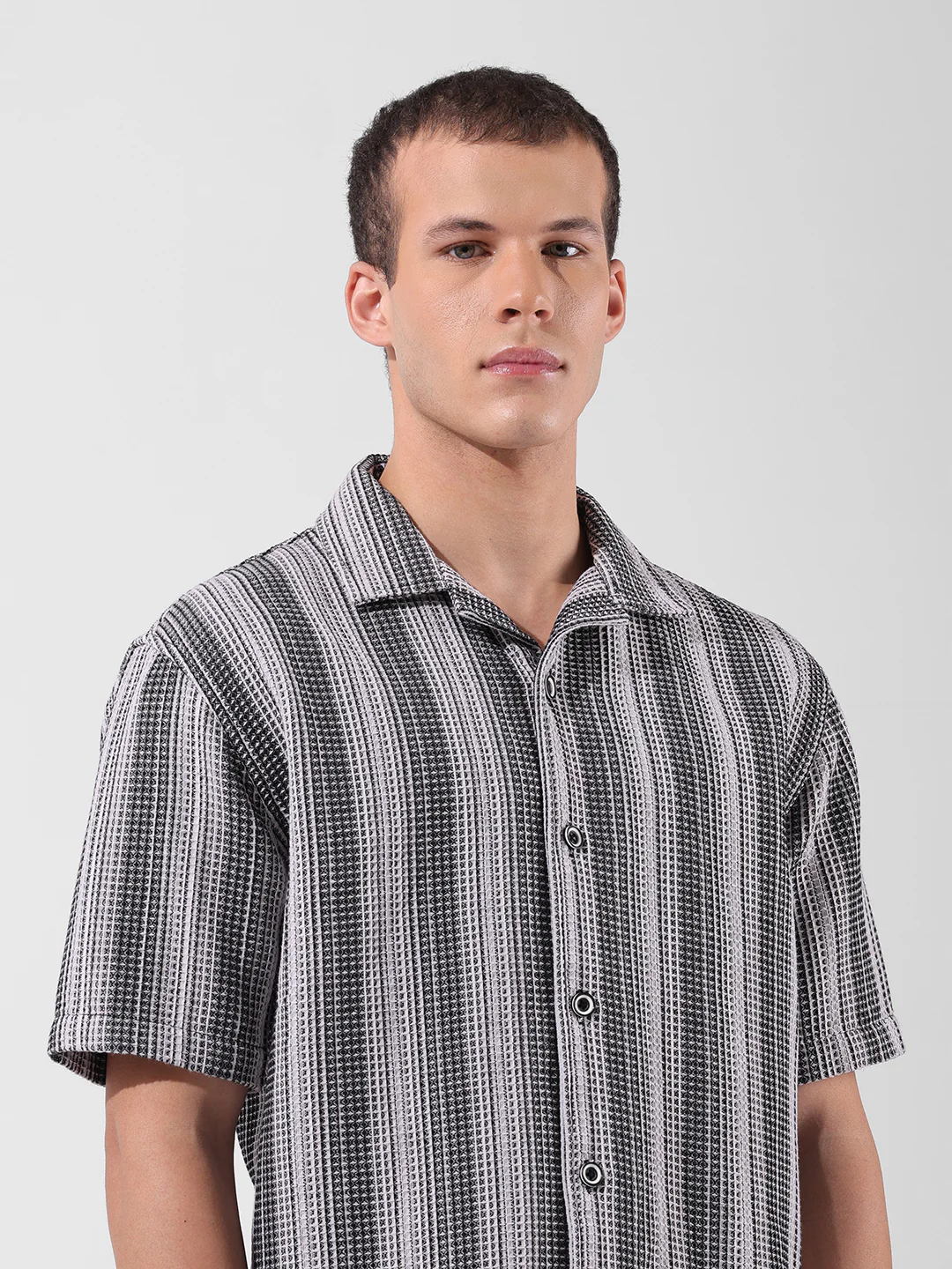Men's Grey Relaxed Fit Checked Resort Wear Shirt - Image 5