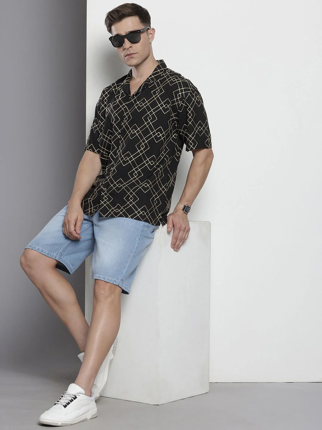 Men's Black Relaxed Fit Textured Embroidered Shirt - Image 4