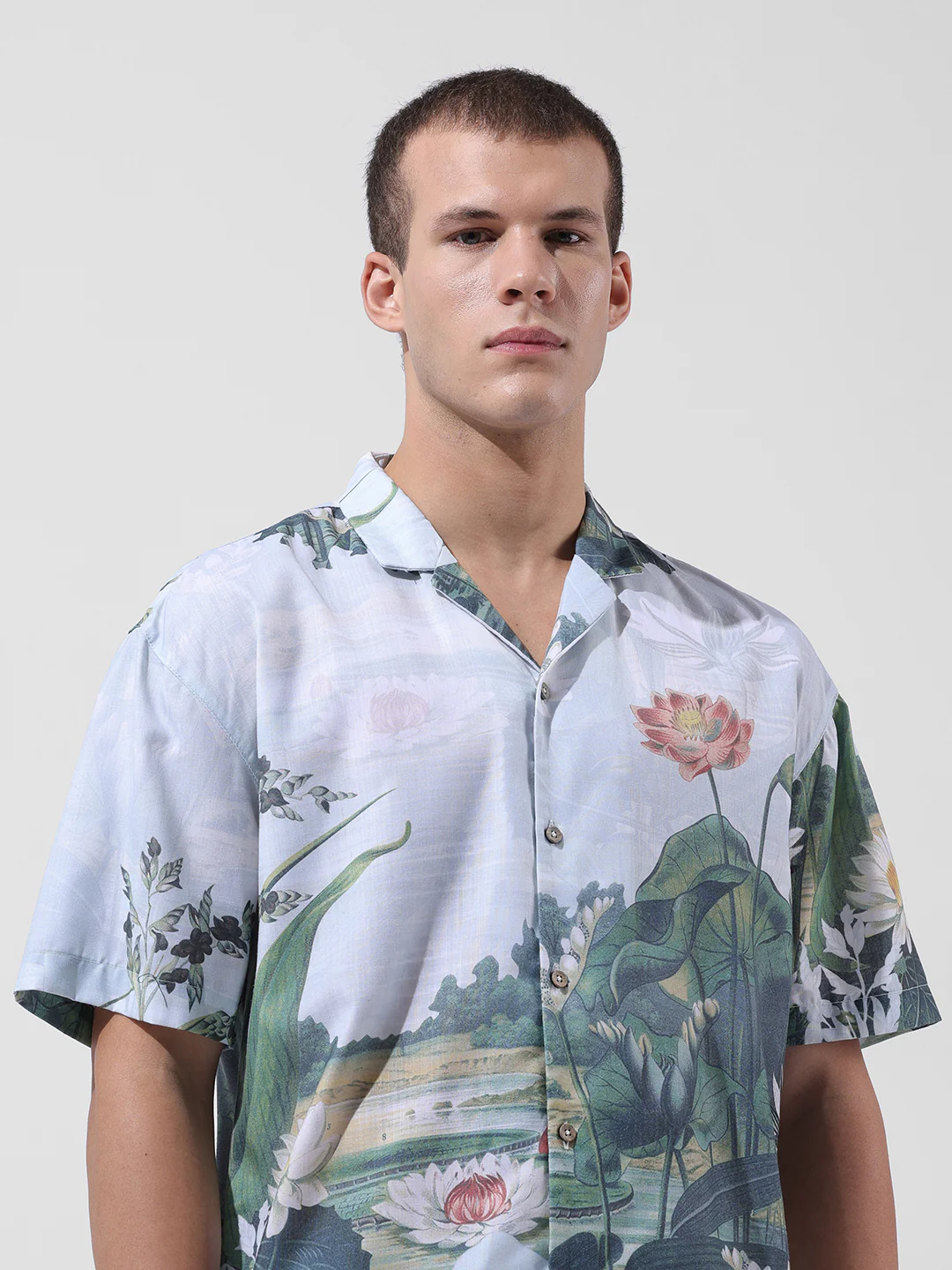 Men's Green Relaxed Fit Printed Resort Wear Shirt - Image 6
