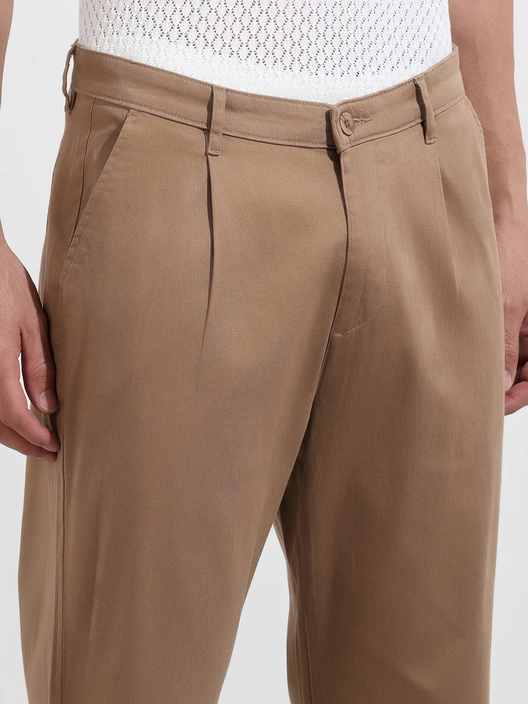 Men's Khaki Relaxed Fit Solid Casual Chinos - Image 4