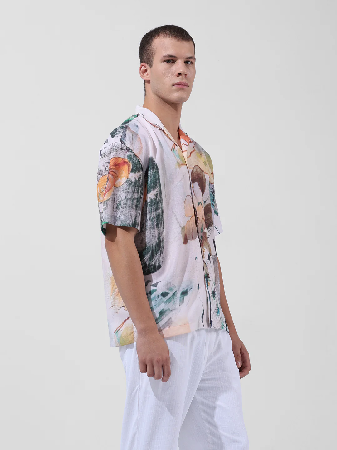 Men's Multicolor Relaxed Fit Printed Resort Wear Shirt - Image 4