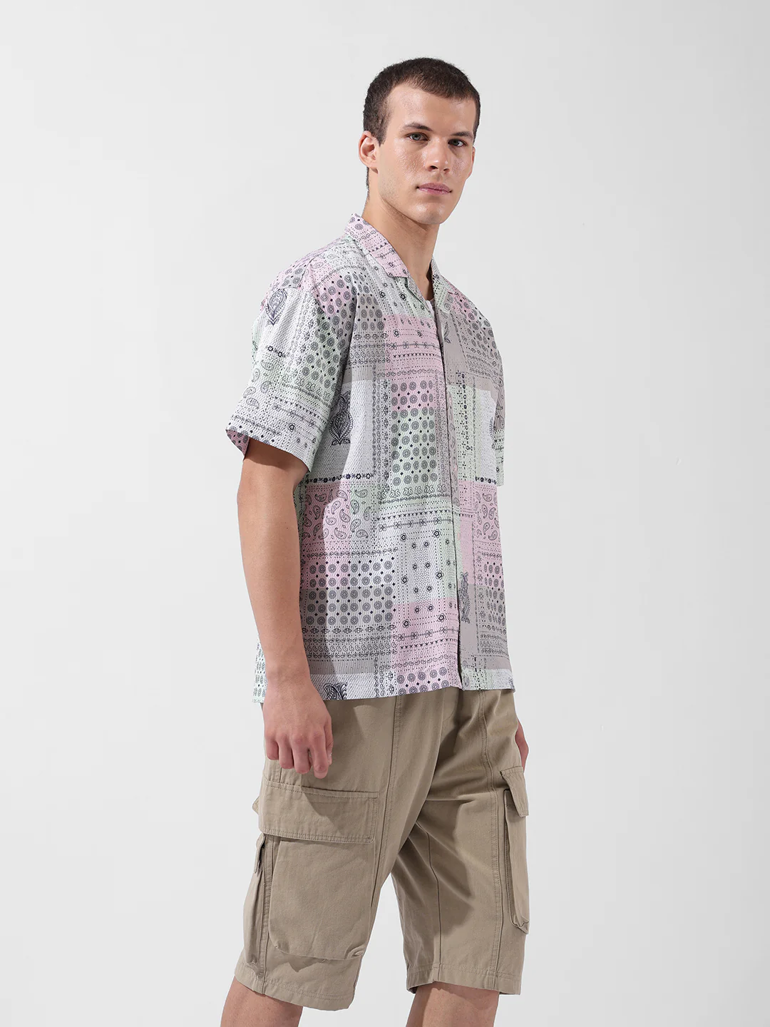 Men's Multicolor Relaxed Fit Printed Resort Wear Shirt - Image 2