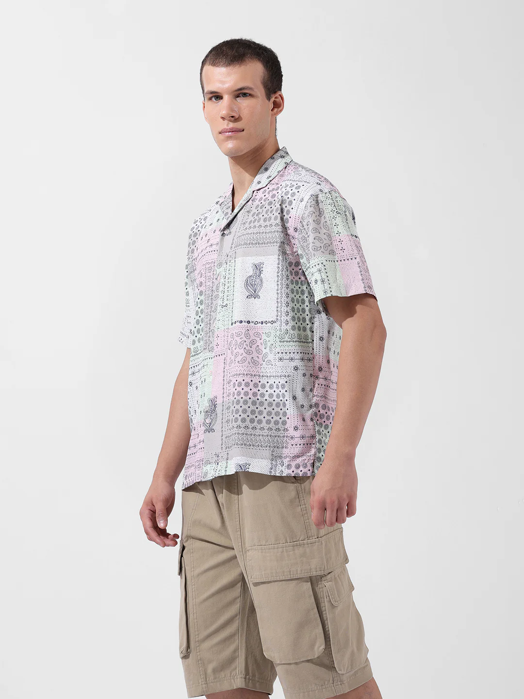 Men's Multicolor Relaxed Fit Printed Resort Wear Shirt - Image 3
