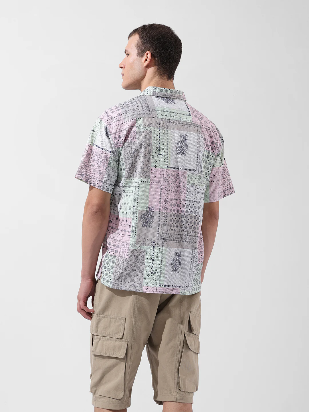 Men's Multicolor Relaxed Fit Printed Resort Wear Shirt - Image 4