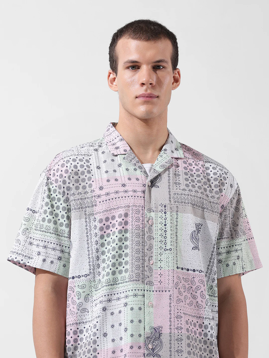 Men's Multicolor Relaxed Fit Printed Resort Wear Shirt - Image 5