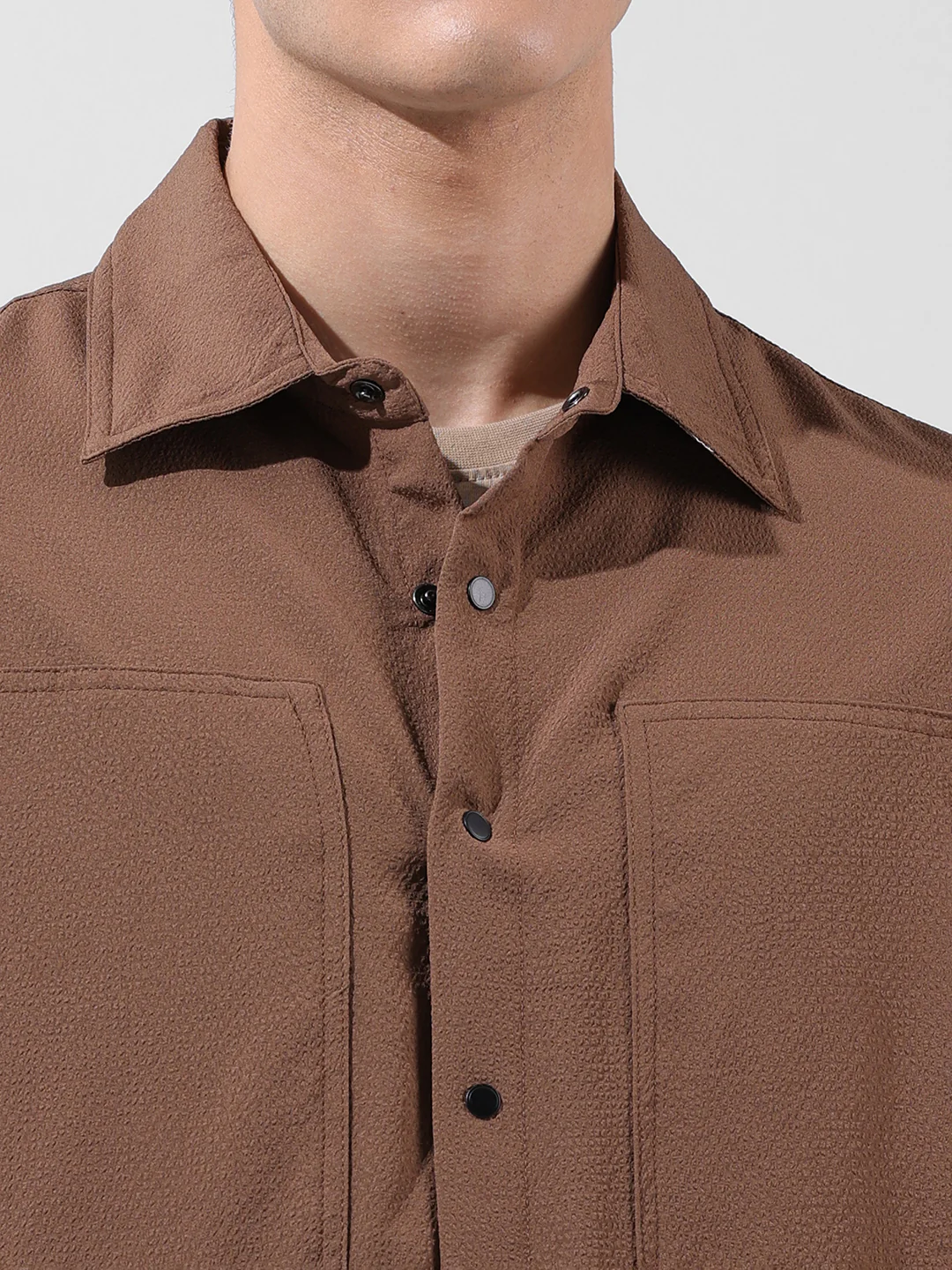 Men's Brown Relaxed Fit Solid Utility Shirt - Image 5