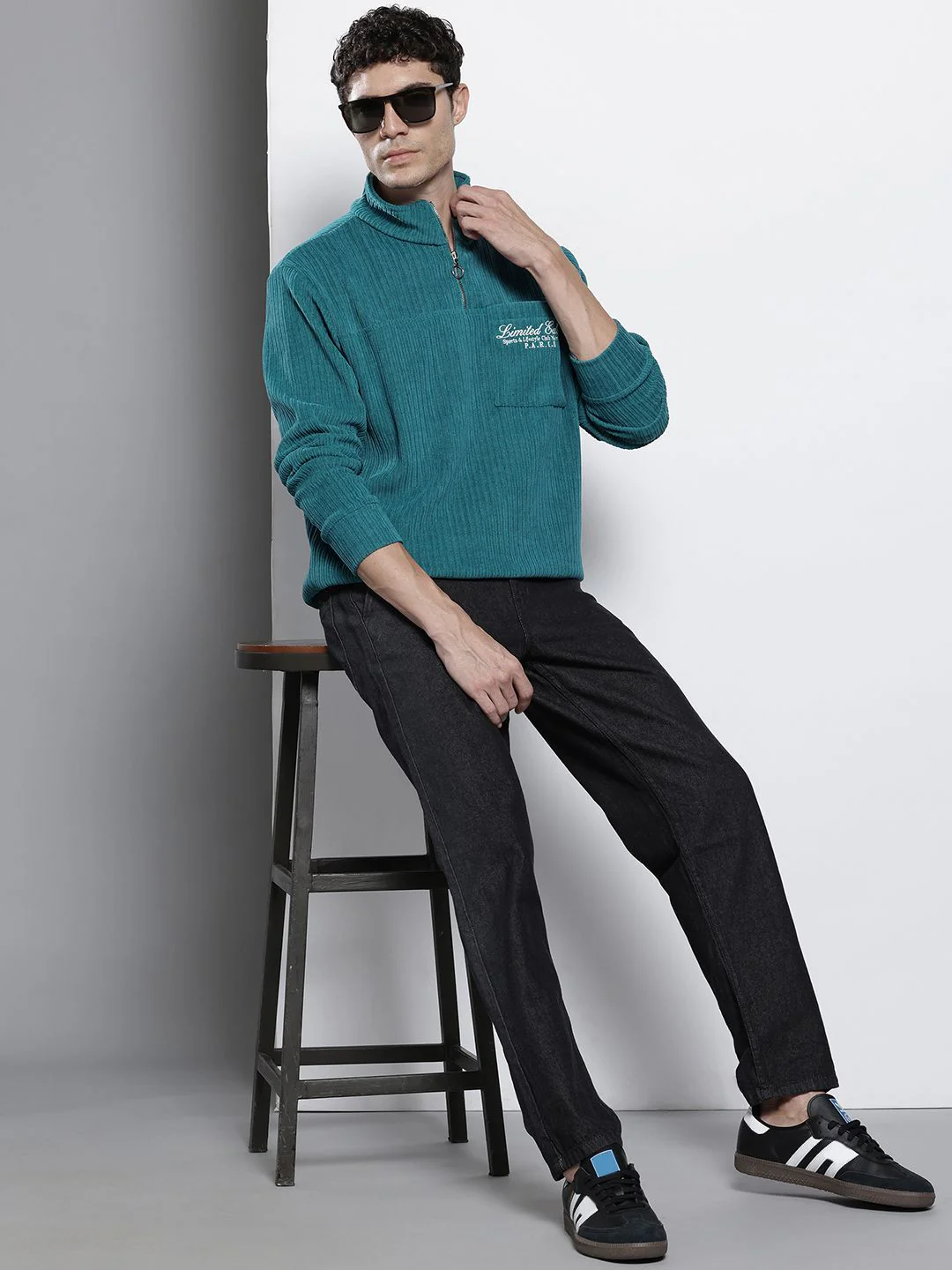 Men's Deep Emerald Relaxed Fit Solid Street Wear Sweatshirts - Image 6