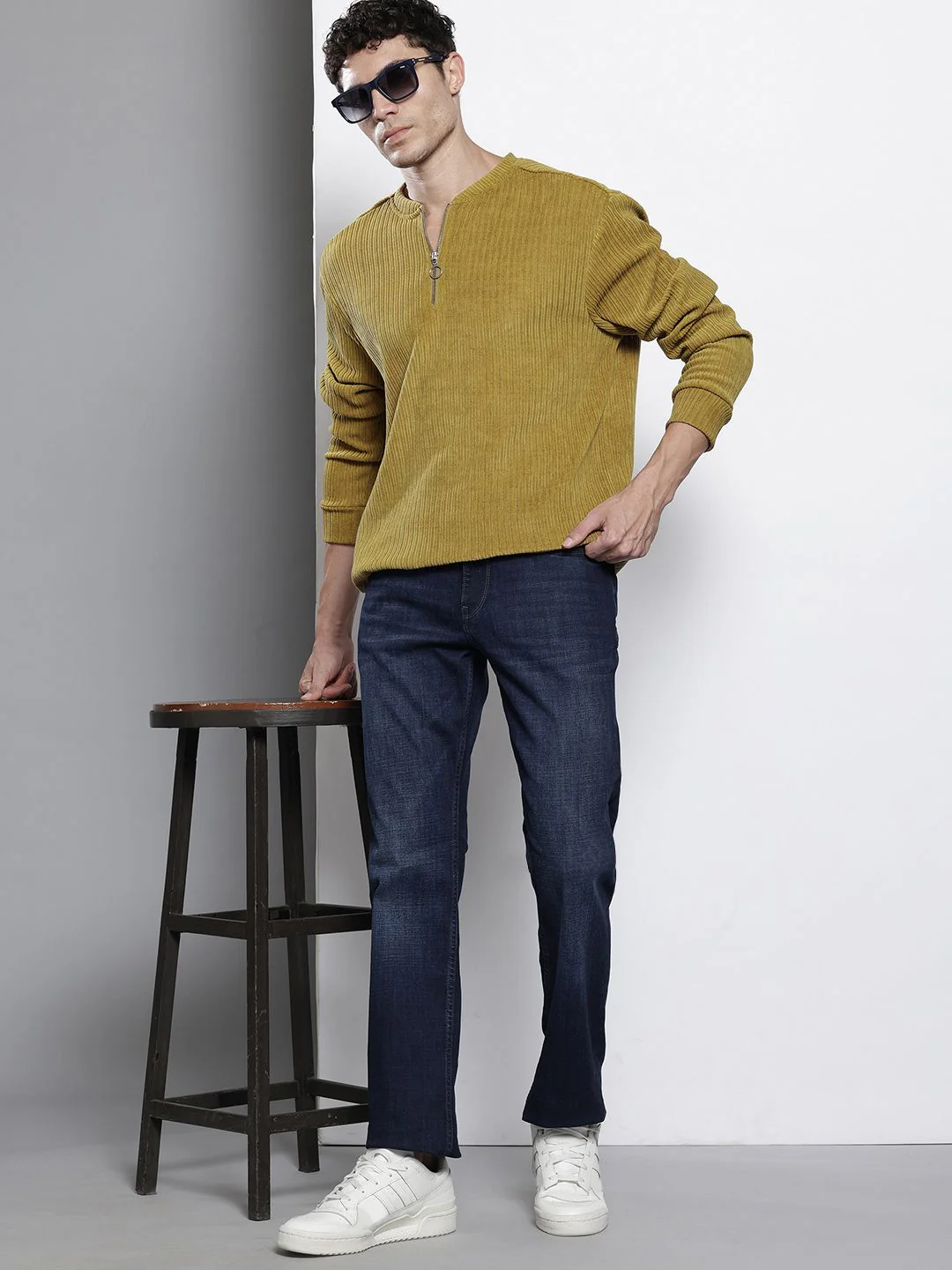 Men's Antique Moss Relaxed Fit Solid Street Wear Sweatshirts - Image 7