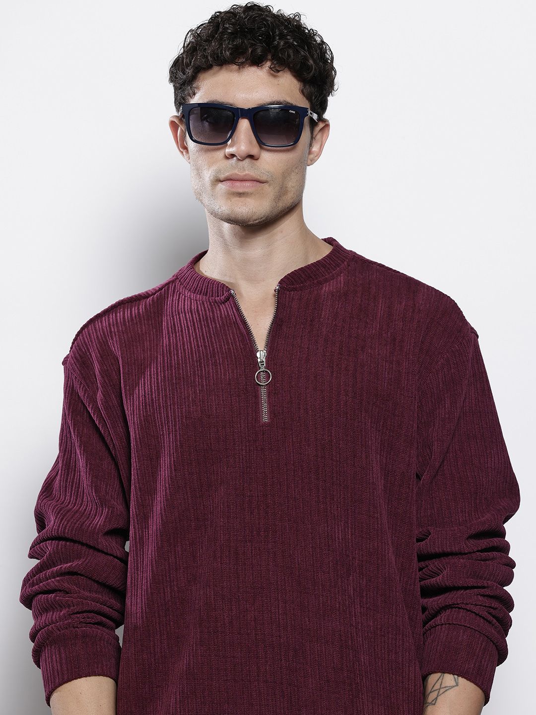 Men's Maroon Relaxed Fit Solid Street Wear Sweatshirts - Image 3
