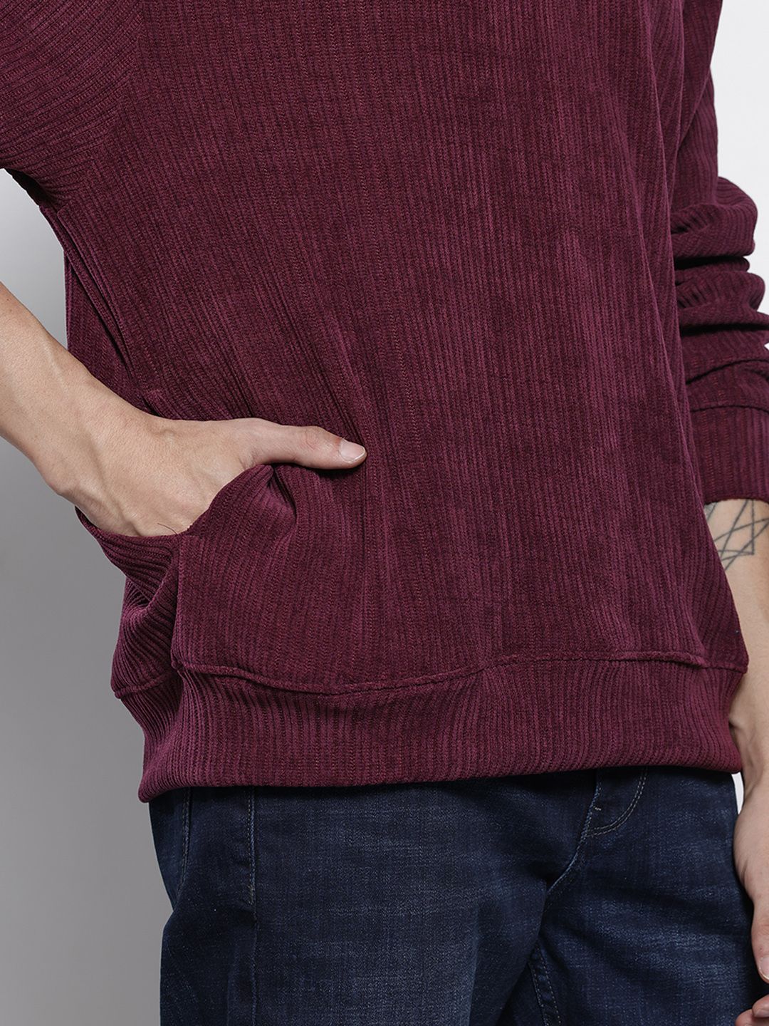 Men's Maroon Relaxed Fit Solid Street Wear Sweatshirts - Image 5