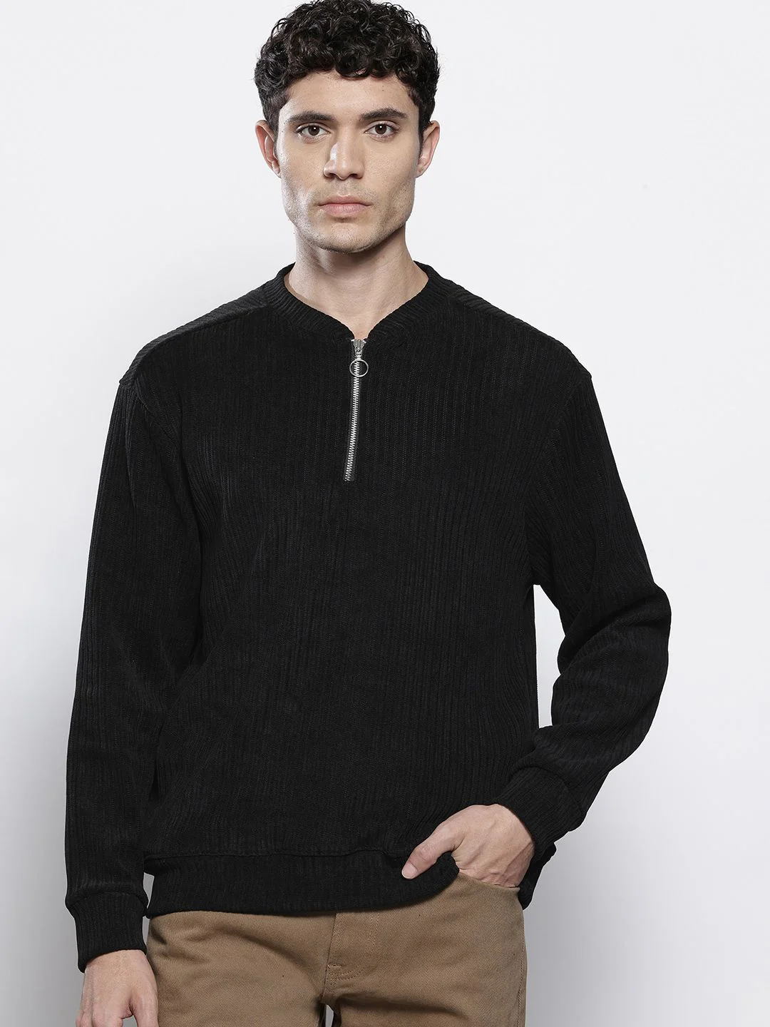 Men's Black Relaxed Fit Solid Street Wear Sweatshirts - Image 3