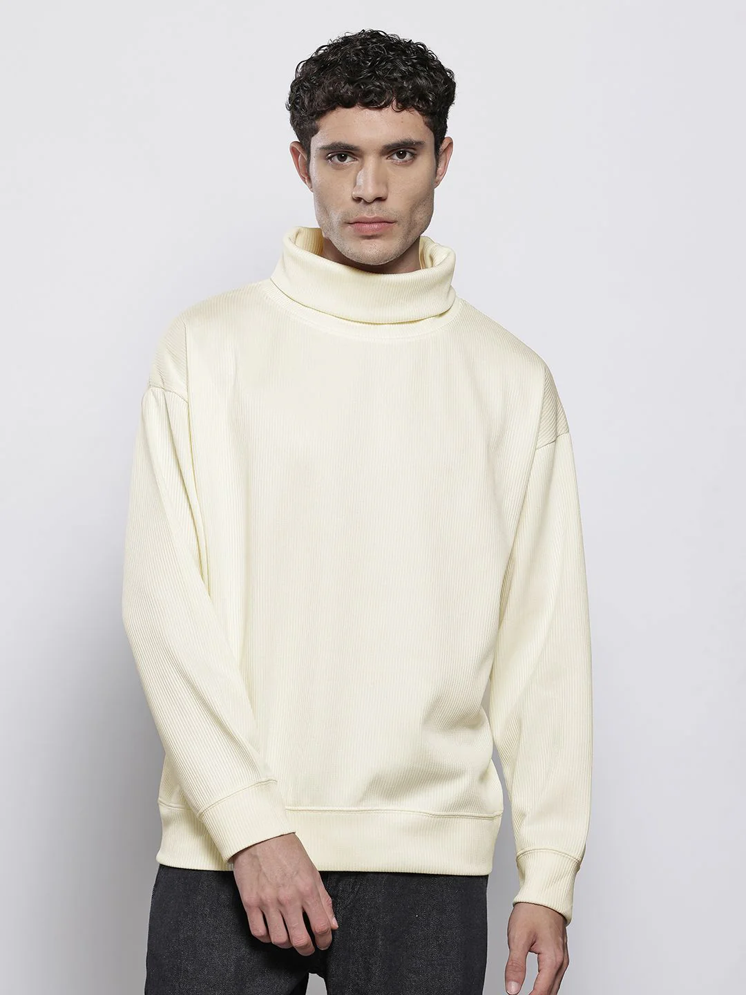 Men's Off White Relaxed Fit Solid Casual Sweatshirts - Image 3