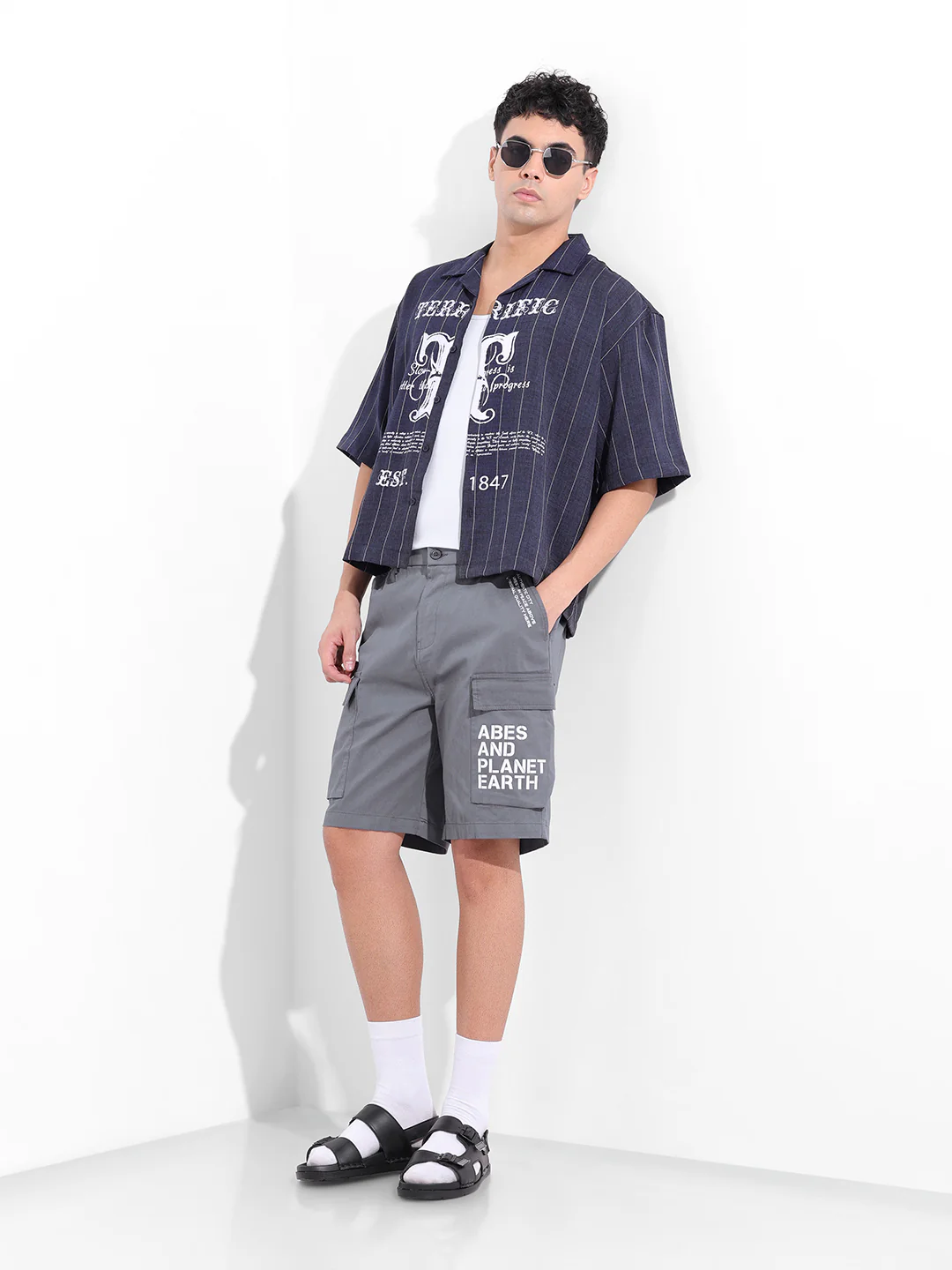 Men's Stone Blue Relaxed Fit Solid Utility Shorts - Image 6