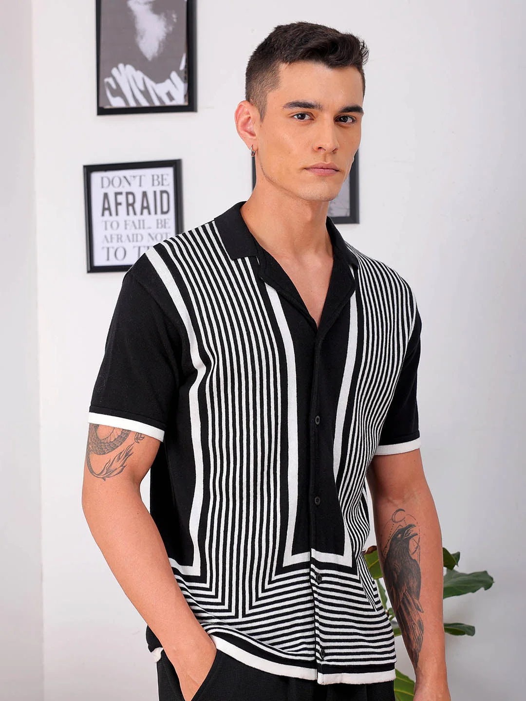 Men's Black Relaxed Fit Striped Casual Shirt - Image 4