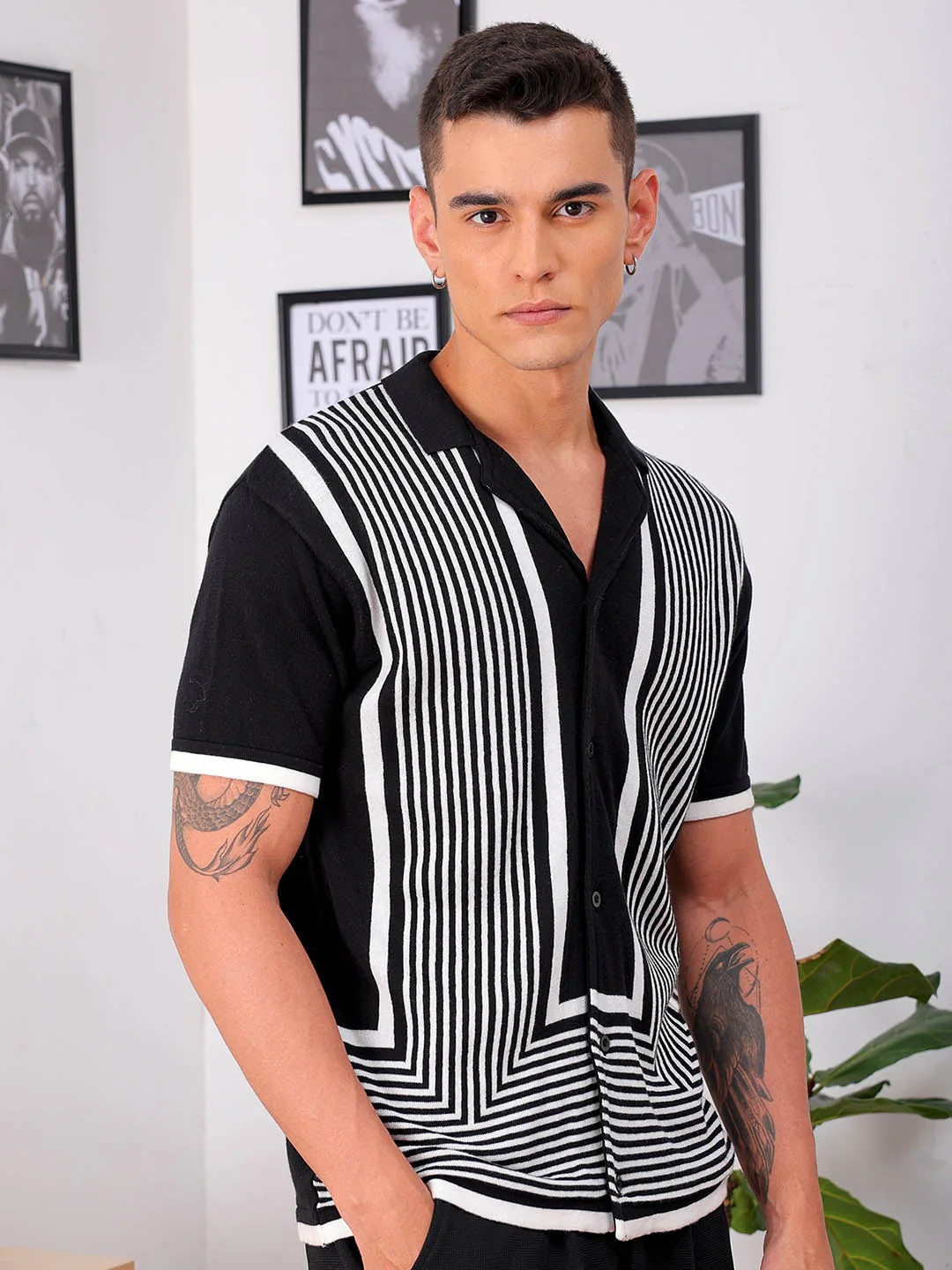 Men's Black Relaxed Fit Striped Casual Shirt - Image 6