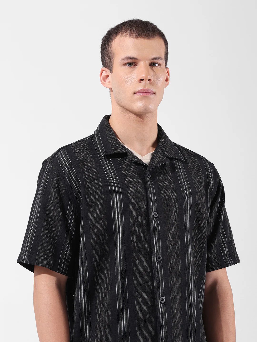 Men's Black Relaxed Fit Striped Resort Wear Shirt - Image 5