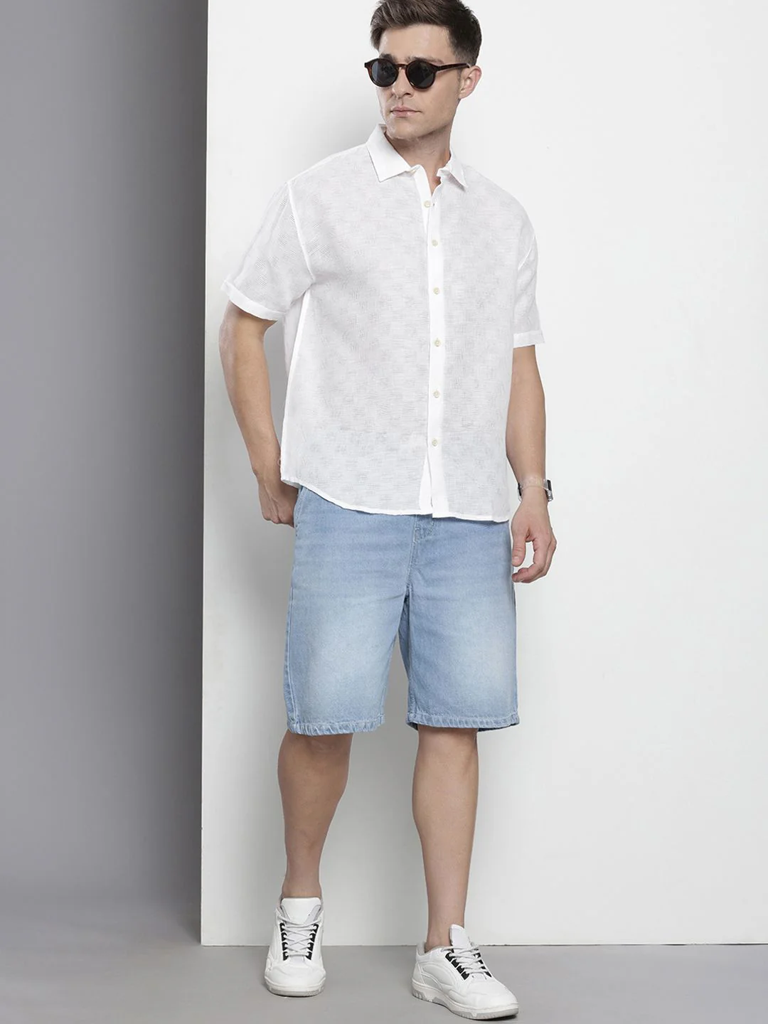 Men's White Relaxed Fit Textured Resort Wear Shirt - Image 3