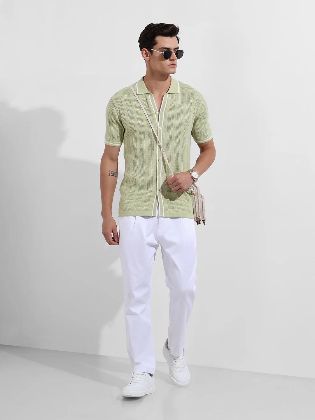 Men's White Relaxed Fit Solid Casual Chinos - Image 2